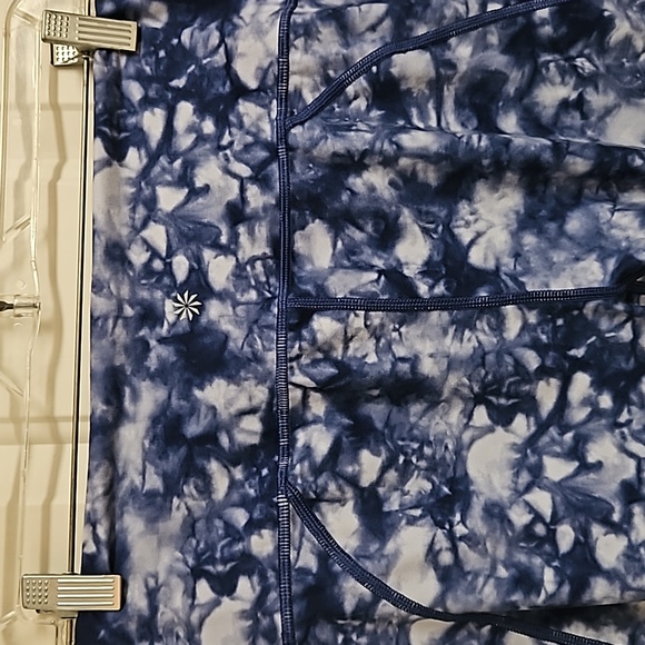 Athleta Chaturanga Tie Dye Tights - Picture 3 of 5